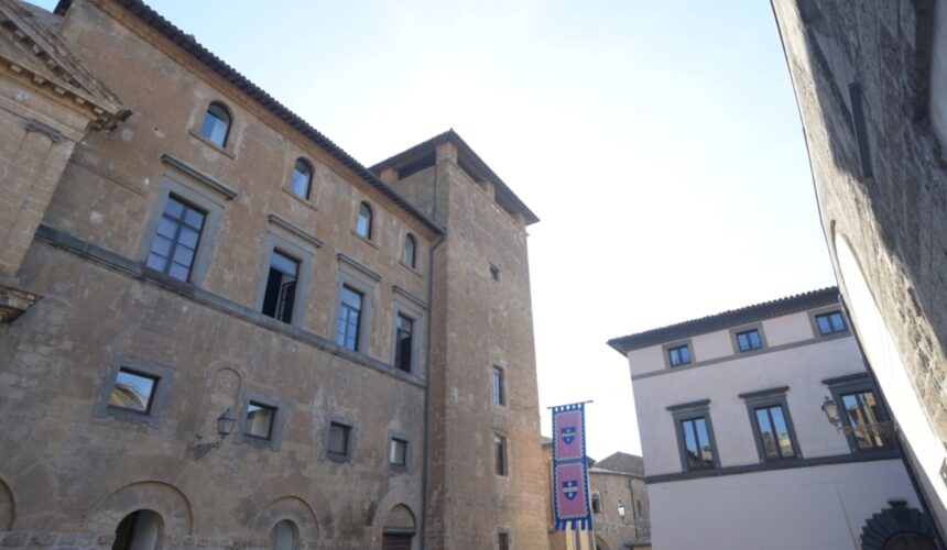 Alberghi particolari in Italia: un’esperienza in una torre medioevale